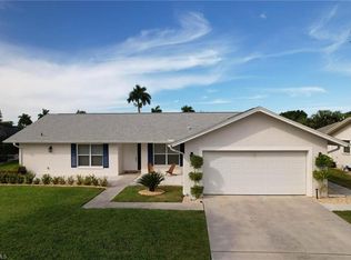 118 Debron Dr, Naples, FL 34112