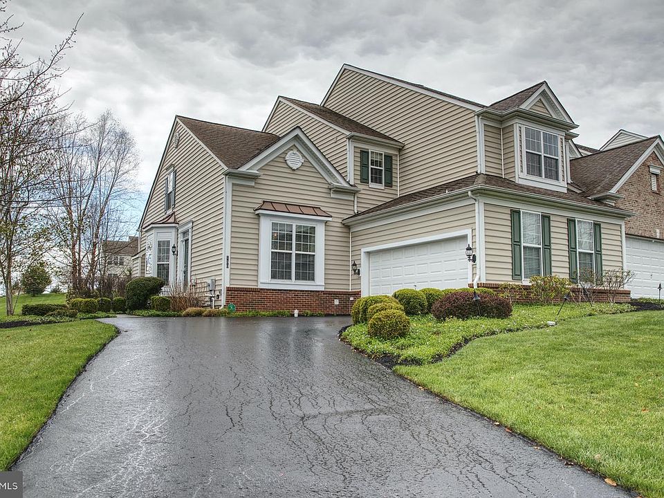 1st image of 130 Bolero Dr