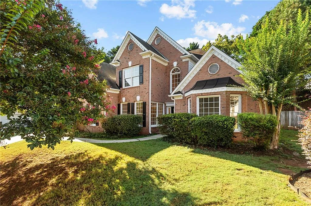 3 bed, 2.5 bath, 2530 sqft, $3,595 — Photo 1