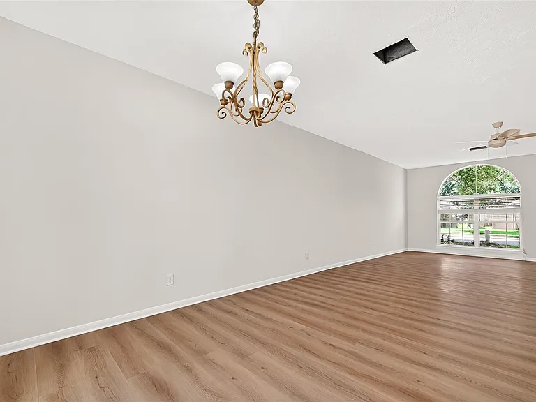 4719 Cashel Cir #B — Photo 9