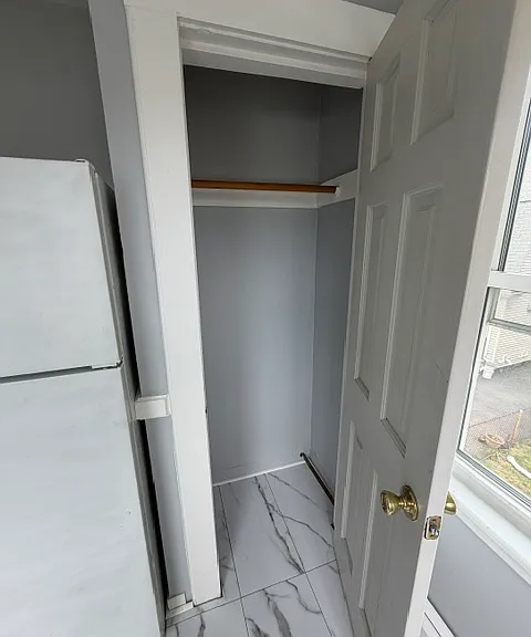 589 South St #7 — Photo 7