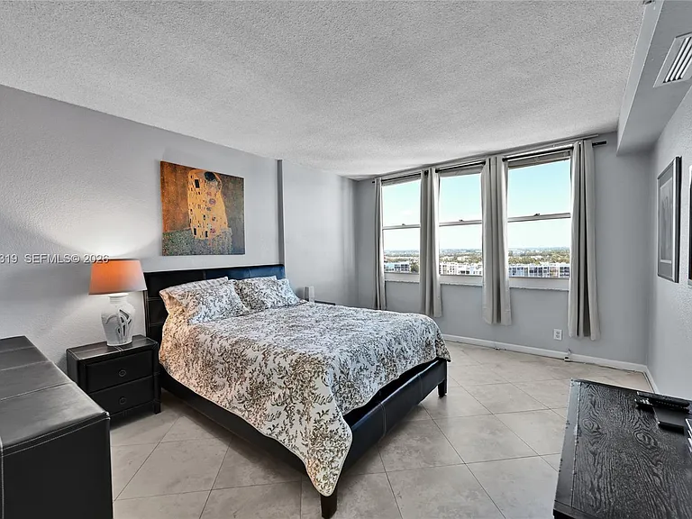 2501 S Ocean Dr #Penthouse 30 — Photo 14