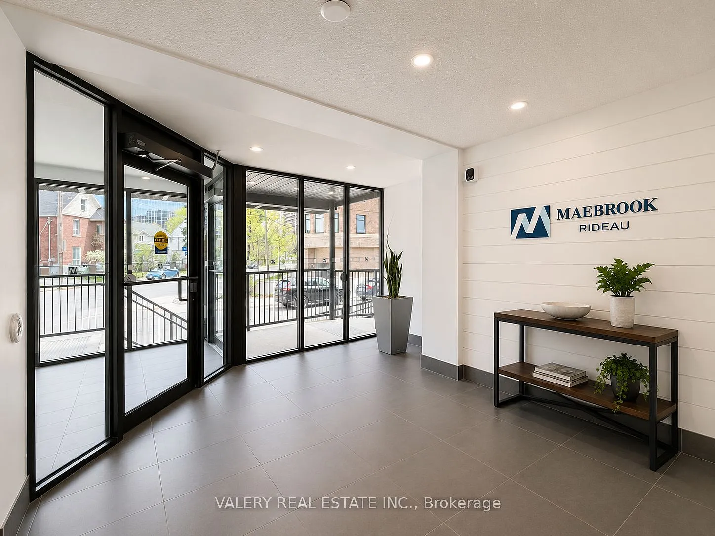 1 bed, $1,729 — Photo 2