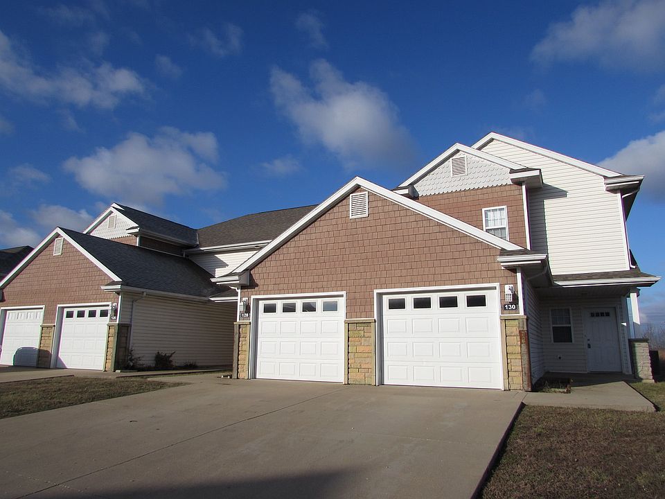 1st image of 130 Andrews Dr