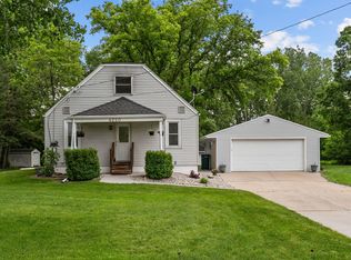 4220 N Gillett St, Appleton, WI 54913