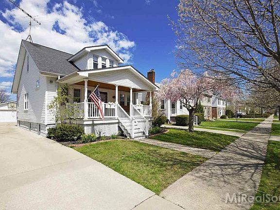 2nd image of 1512 Brys Dr