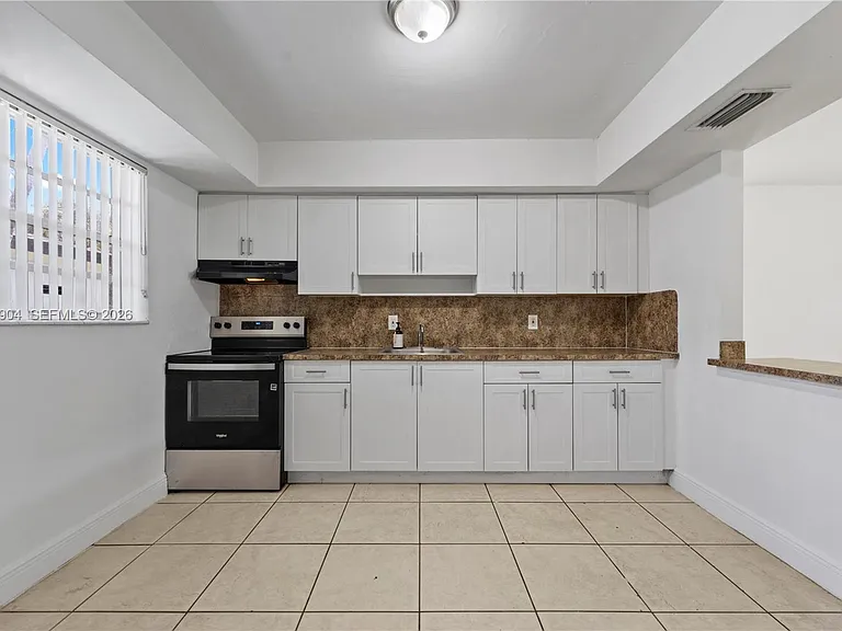 25430 SW 107th Ave #25430 — Photo 13