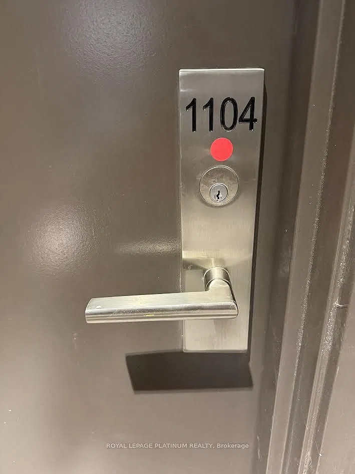 2 bed, $2,250 — Photo 2