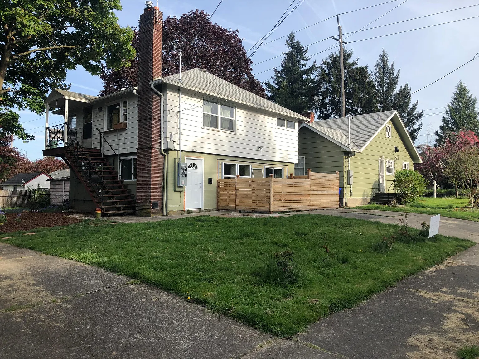 2 bed, 800 sqft, $1,895 — Photo 1