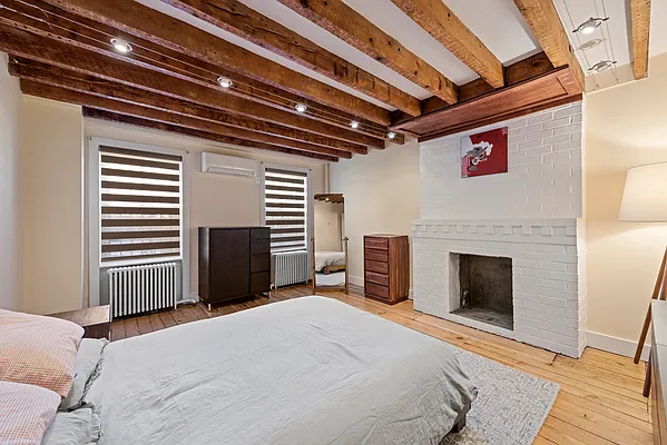 Sold by SERHANT. | media 7