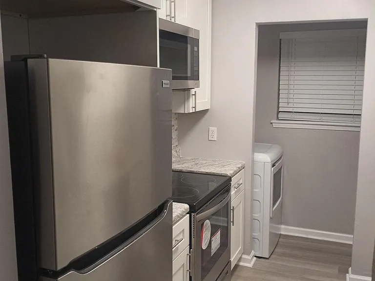 1518 Willow Bend Way #B — Photo 5