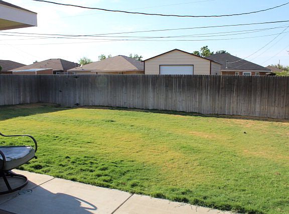 5th image of 4706 Country Club Dr