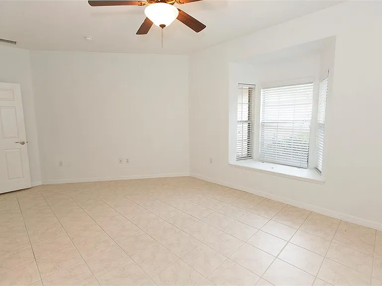 7952 NW 51st Way — Photo 12