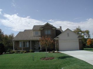 878 Fairway Park Dr, Ann Arbor, MI
