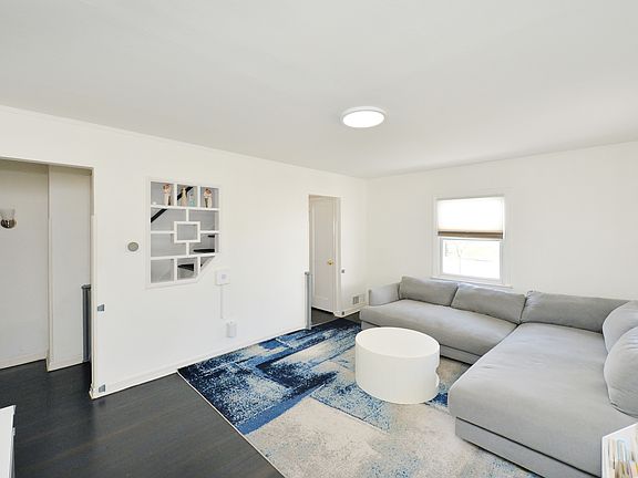3rd image of 483 Mount Prospect Ave
