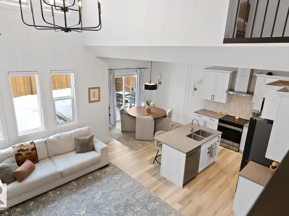 3808 42nd Ave, Beaumont, AB T4X 1E9