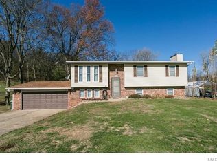 2971 Schneider Dr, Arnold, MO 63010