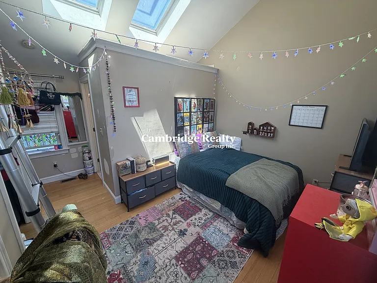 325 Elm St #2 — Photo 13
