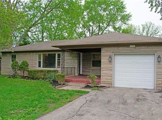 6896 Meadow View Dr, Indianapolis, IN 46226