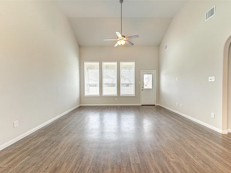 3707 W Alessano Ln — Photo 18