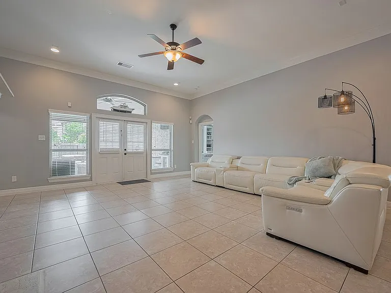 4227 Lodge Ranch Ct — Photo 9
