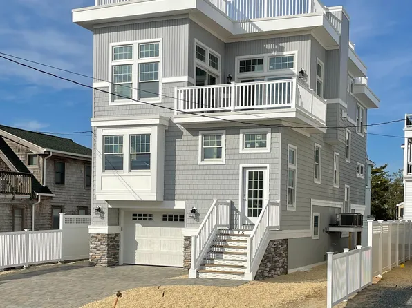 15 Cleveland Ave, Beach Haven, NJ 08008