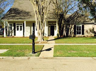 10911 Rosebud Ct, Baton Rouge, LA 70815