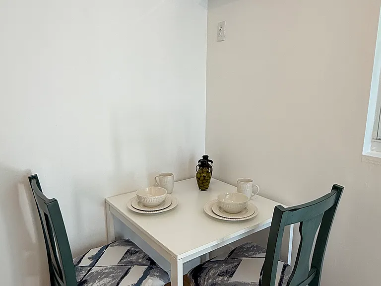 1413 SW 23rd Ave #1 — Photo 9