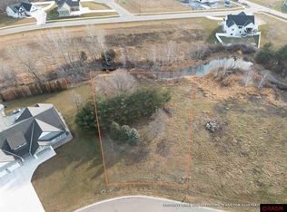 121 Pine Creek Rd, Mankato, MN 56001