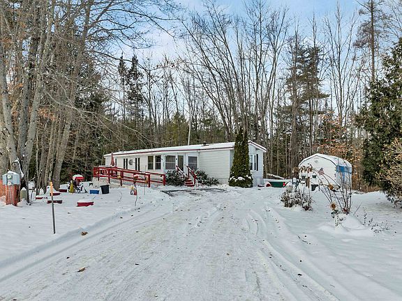3rd image of 320 Old Lakeshore Road #17