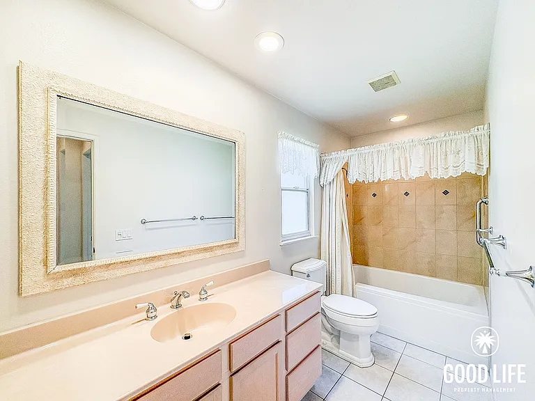 12573 Parma Ct — Photo 9