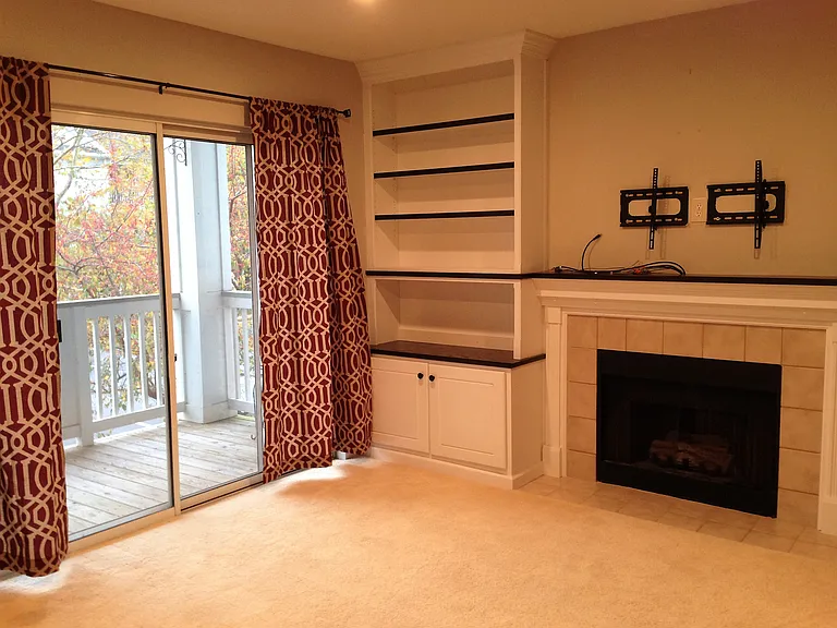20311 Beechwood Ter #200 — Photo 9