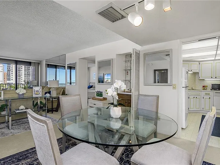 4005 Gulf Shore Blvd N #605 — Photo 6