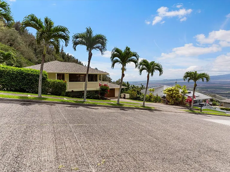 560 Kuikahi Dr — Photo 28