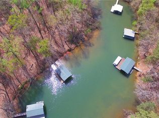 4 Shady Cove Trl, Seneca, SC 29678