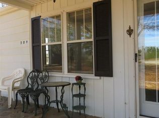 309 Ebenezer Rd, West Union, SC 29696