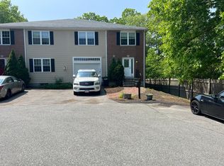 233 Saint Mary St #10, Needham, MA 02494