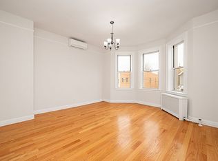 32-15 38th St #2, Astoria, NY 11103