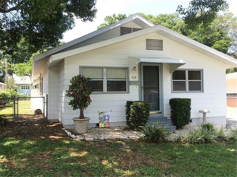 1st image of 312 E Palm Dr