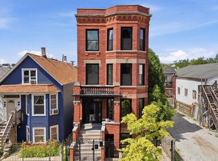 3608 W Wolfram St, Chicago, IL 60618