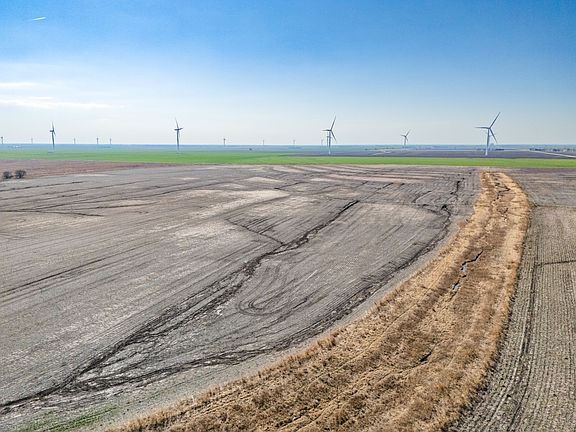 2nd image of 160AC W Dry Rd