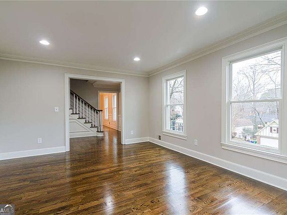 5th image of 1565 Summerset Dr