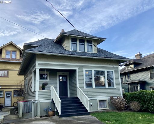 1061 14th St Astoria Or 97103 Zillow