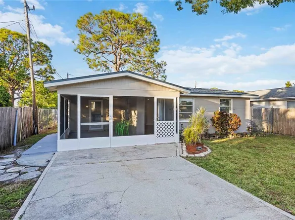 306 E Langsner St, Englewood, FL 34223