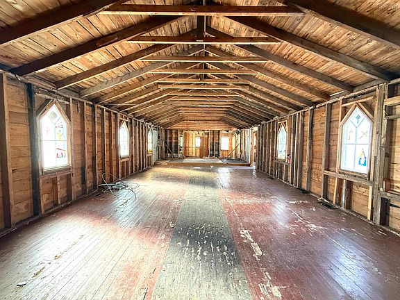 5th image of 5 Kirk Rd