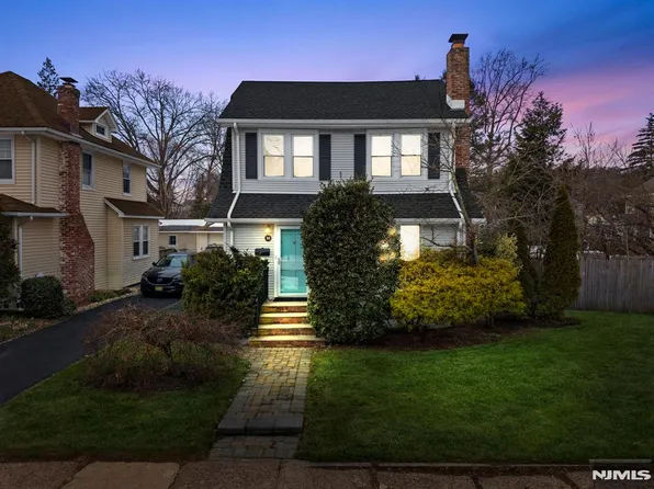 80 Clairmont Ave, Westwood, NJ 07675