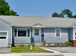 8 Main St, South Grafton, MA 01560