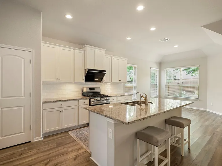 12197 Pearl Bay Ct — Photo 23
