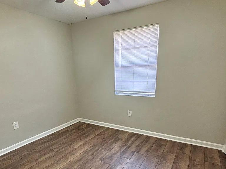 3602 Kinglet Ct — Photo 6