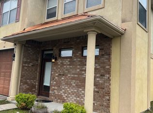 111 Capri Pl, Ocean Springs, MS 39564